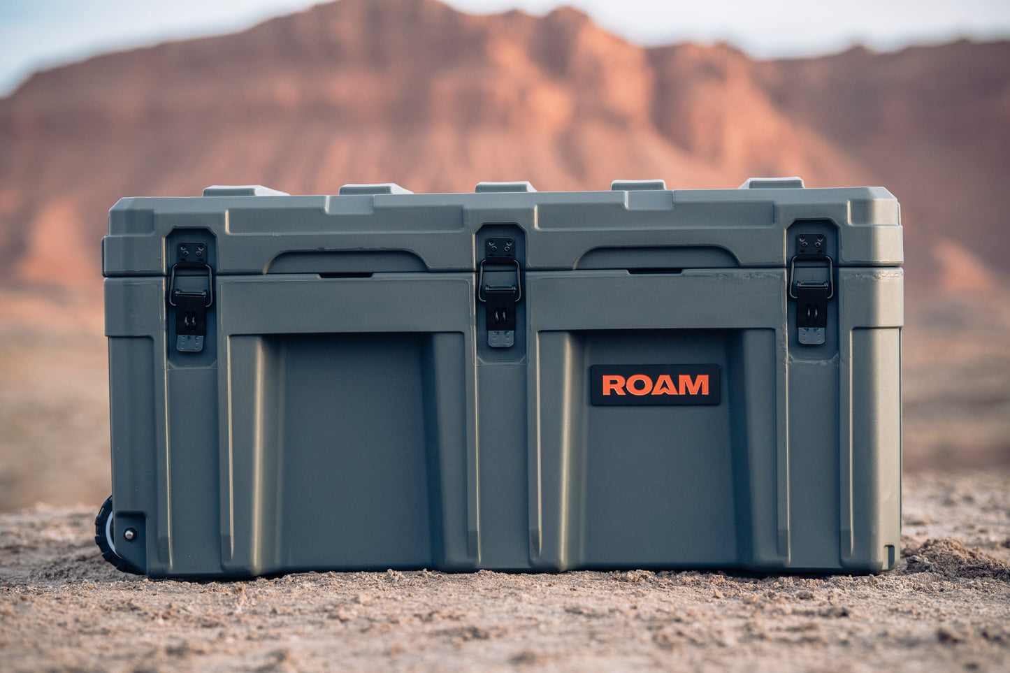 Roam 125L Rolling Rugged Case