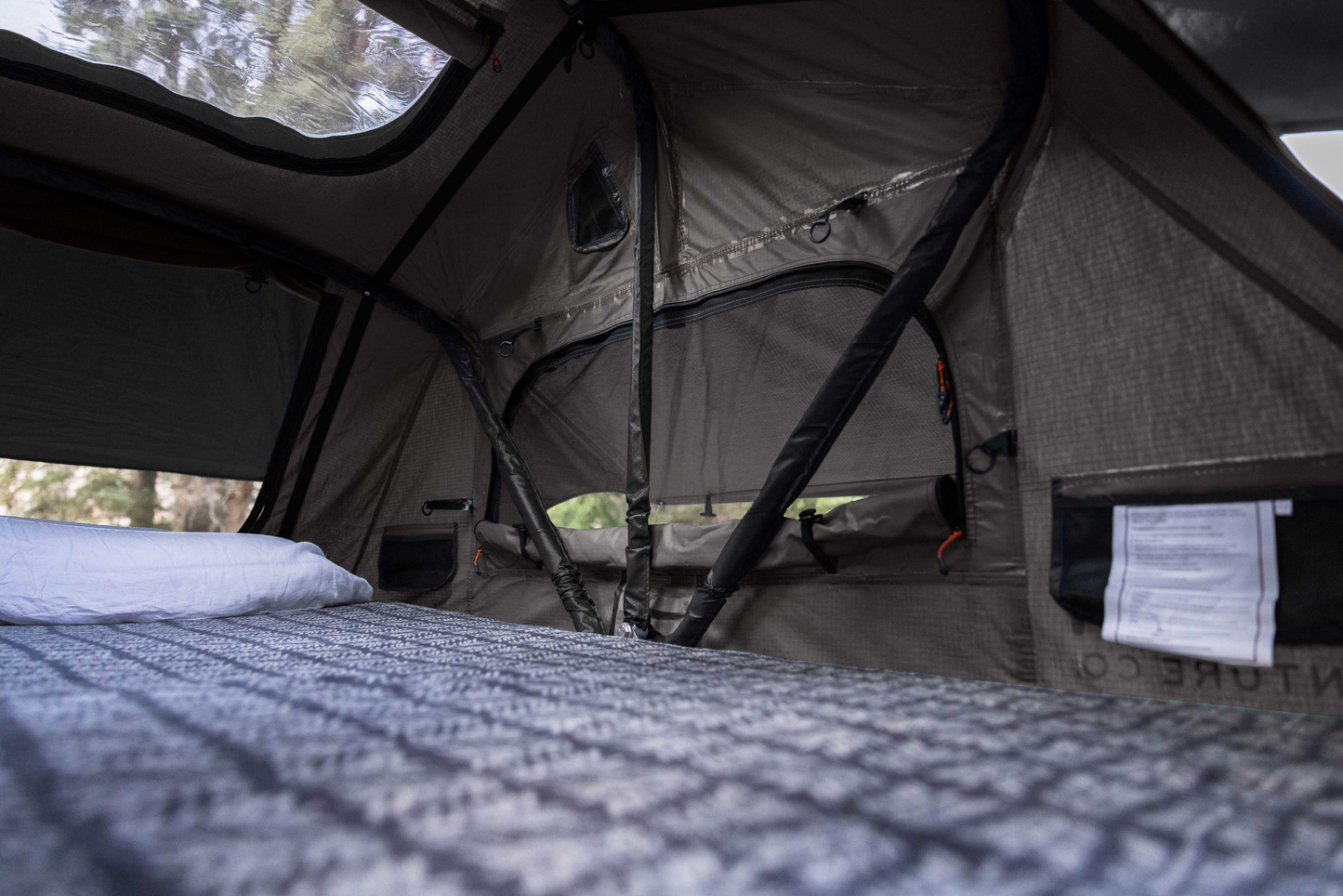 Roam Vagabond Lite Rooftop Tent
